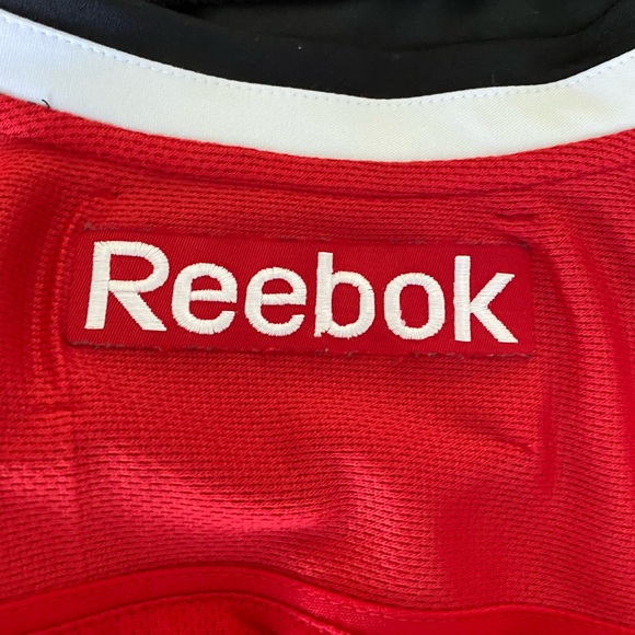 Chicago Blackhawks Reebok Home Jersey - Picture 3 of 7